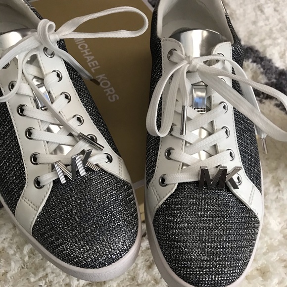 Poppy Glitter Chain Mesh Michael Kors sneakers - Picture 2 of 9